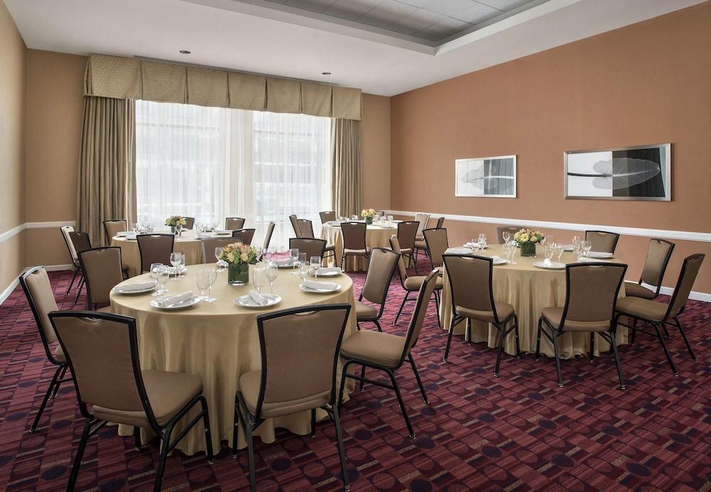 By Marriott Boston