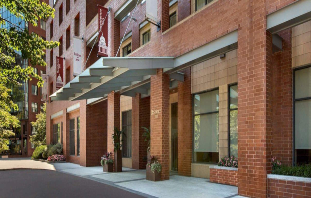 By Marriott Boston Hotel 3*